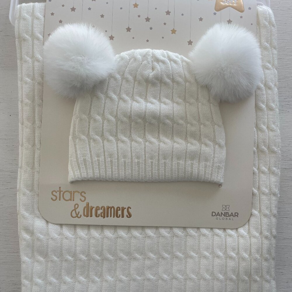 Stars and‎ Dreamers Hat & Blanket Set – Cozy & Adorable Baby Gift 🎀